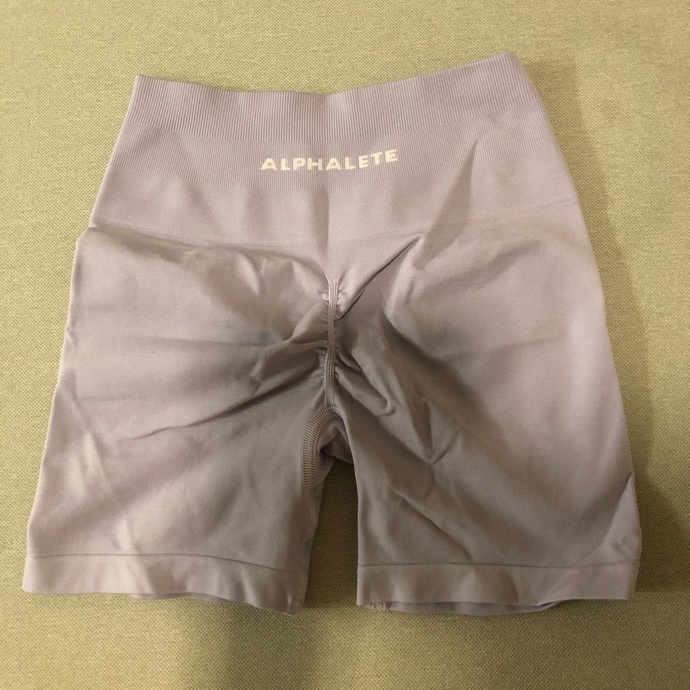 Alphalete amplify shorts